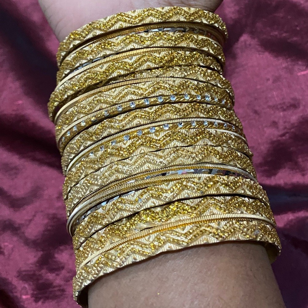 Gold Indian Bangles - Picture 7 of 7
